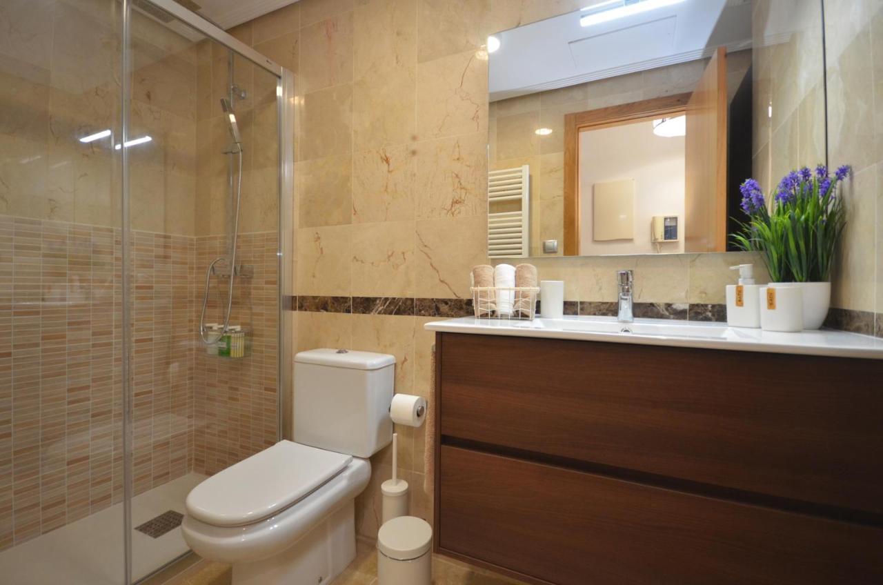 Apartamento Zona Exclusiva Con Garaje Gratis Y Netflix Vigo Dış mekan fotoğraf